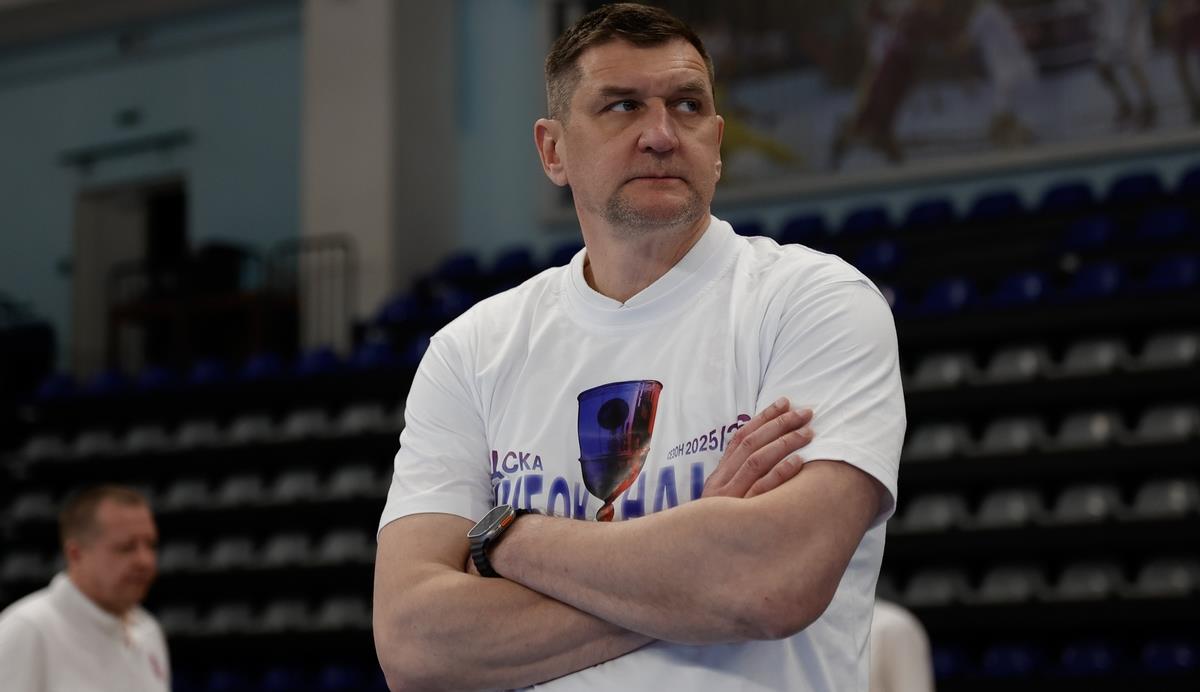 Поздравляем Олега Ходькова