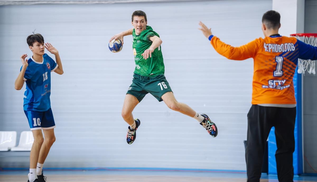 Стартовал новый сезон мужской Высшей лиги