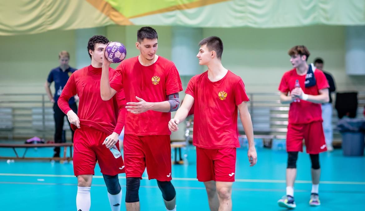 Состав молодежной сборной России на мартовский сбор