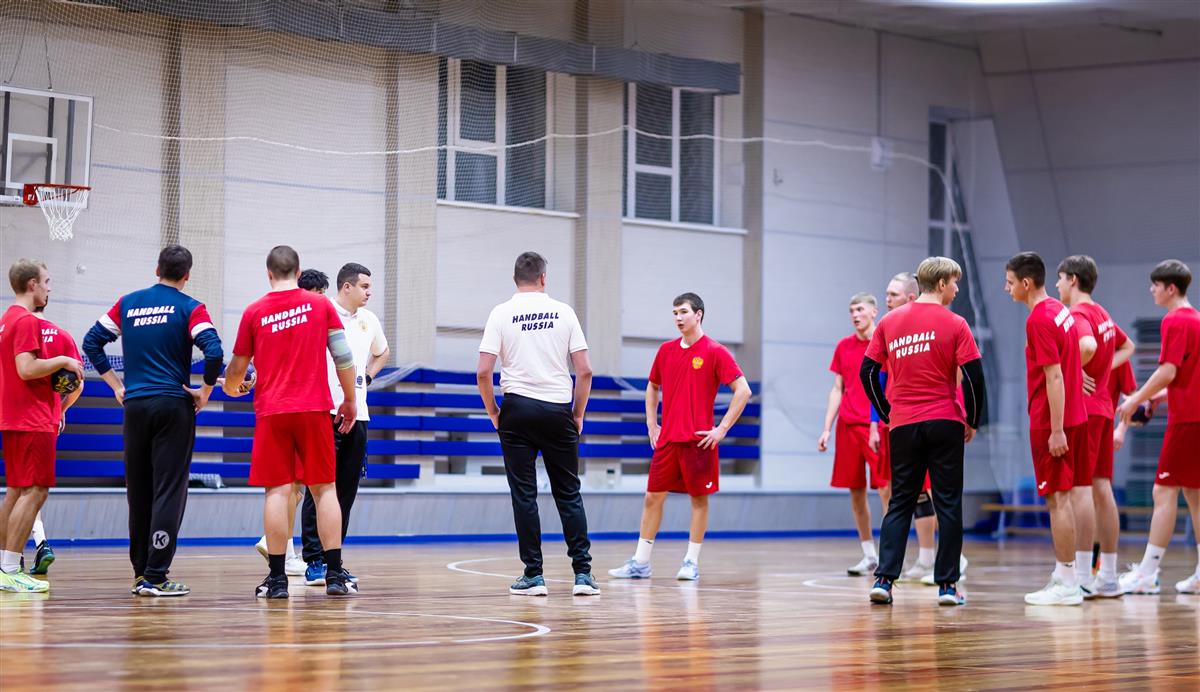 Юношеская сборная России сыграет в Минске