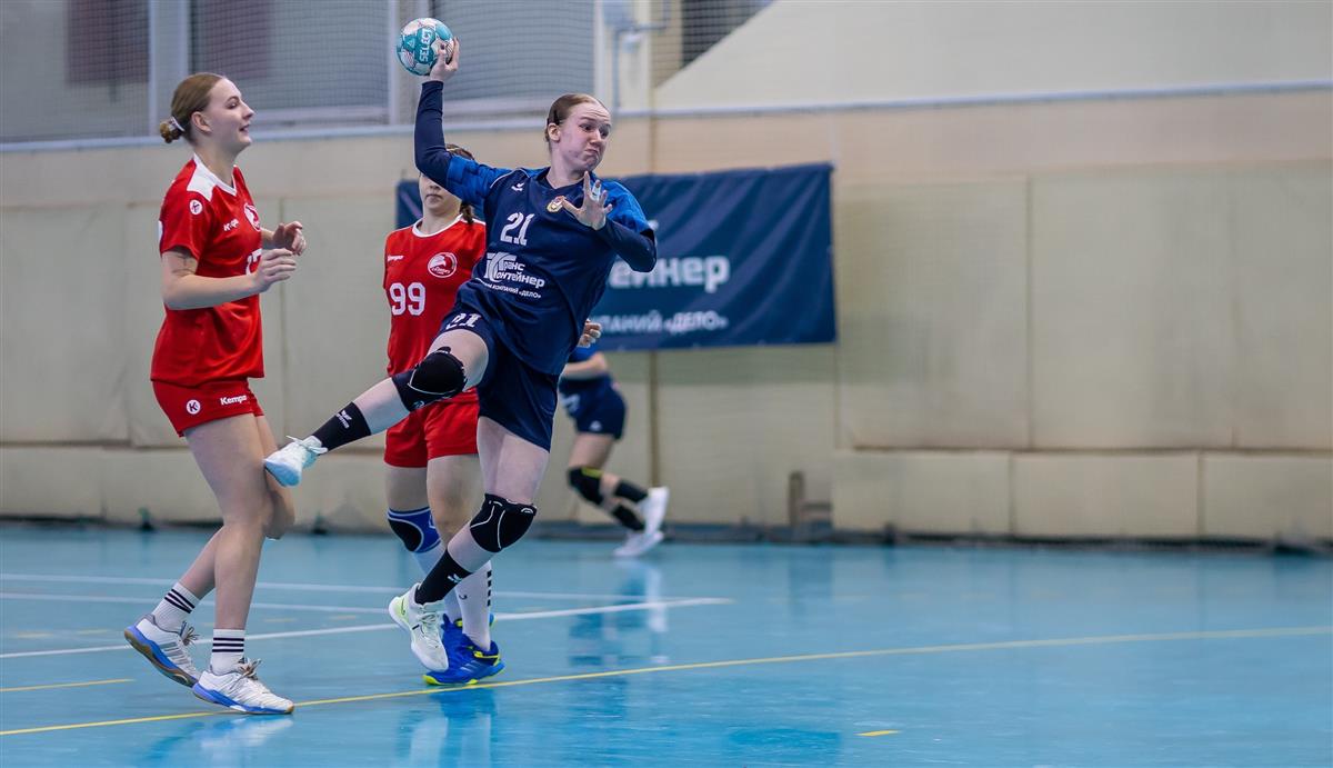 Стартовал новый сезон Высшей лиги среди женских команд