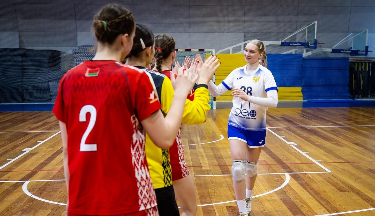 Прямые трансляции матчей молодежных и юниорских сборных России и Беларуси