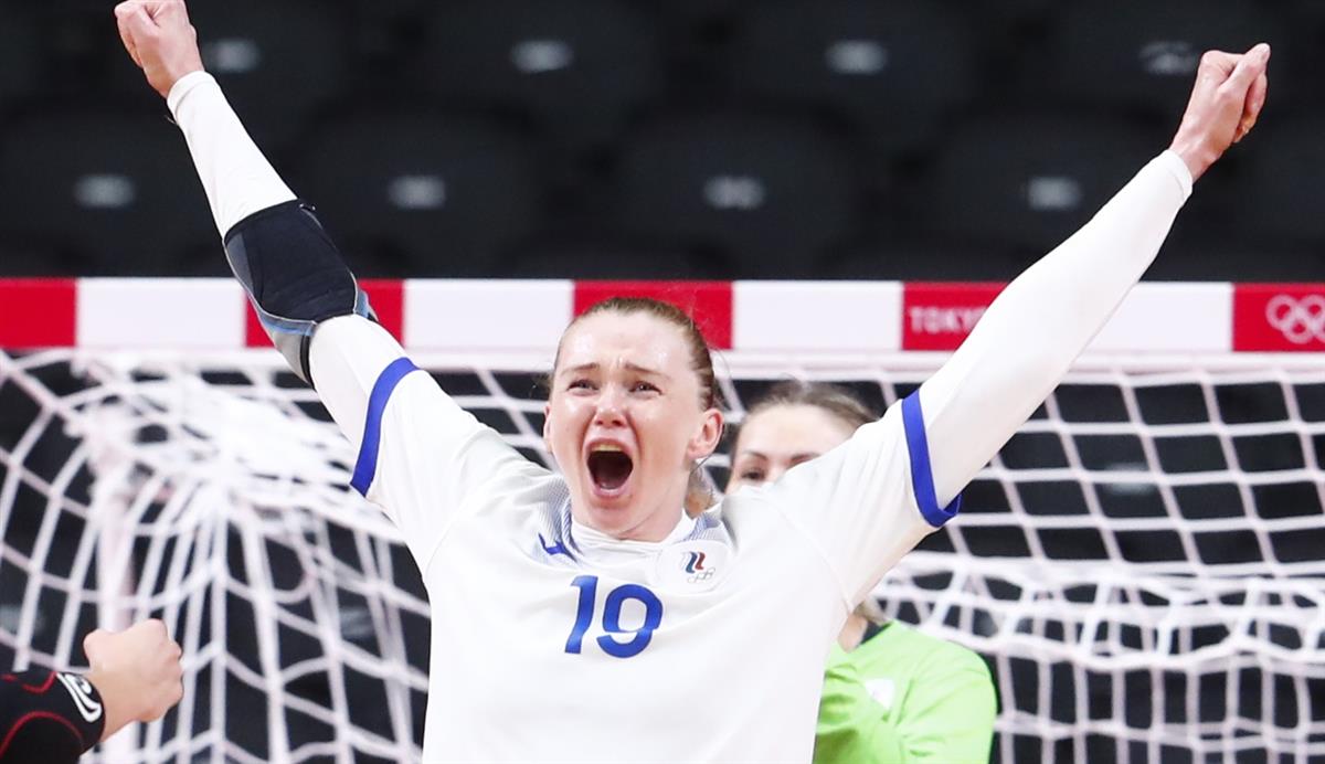 Поздравляем Ксению Макееву