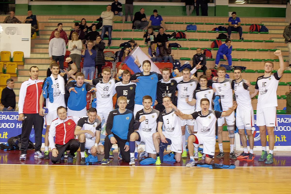 Сборная России U-21 за десять дней до чемпионата мира