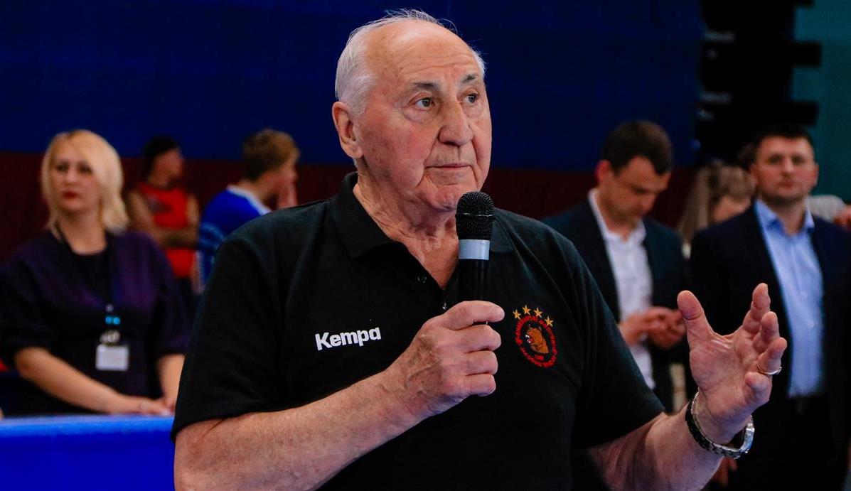 Владимир Максимов награжден орденом «За доблестный труд»